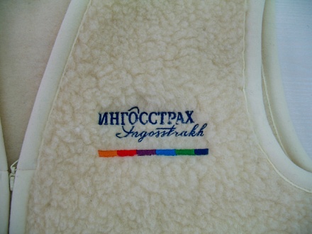 Вышивка на толстовках 1
